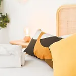 דירה Rock In Share - Bianca 2-bedroom With Parking Included & Tram *